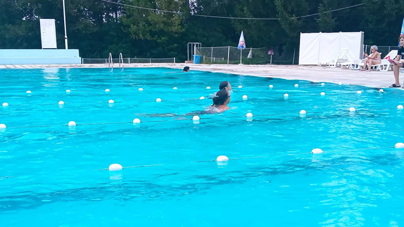 Na knjaževačkom bazenu "Banjica" održano Okružno takmičenje učenika u plivanju